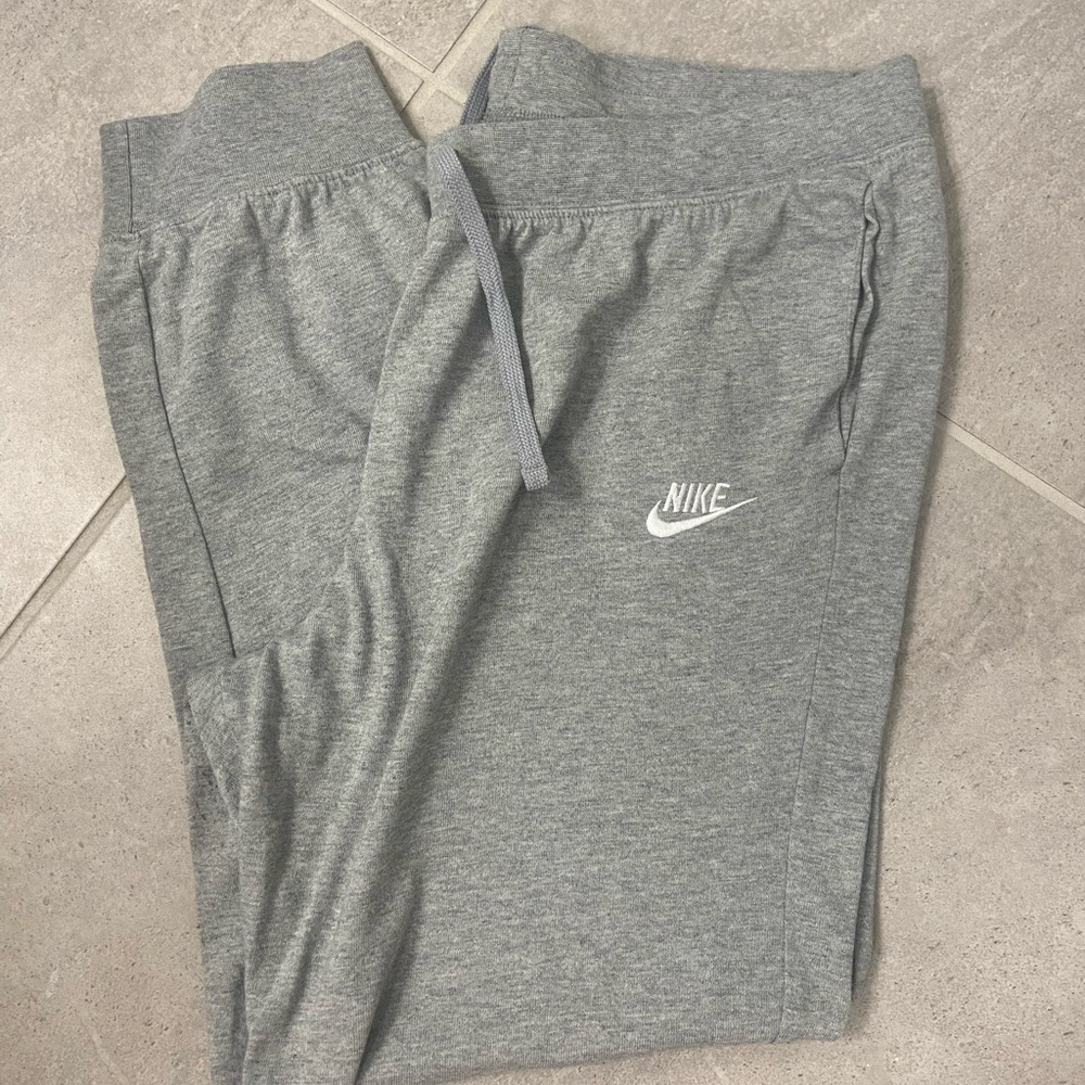 Nike Crop Joggers